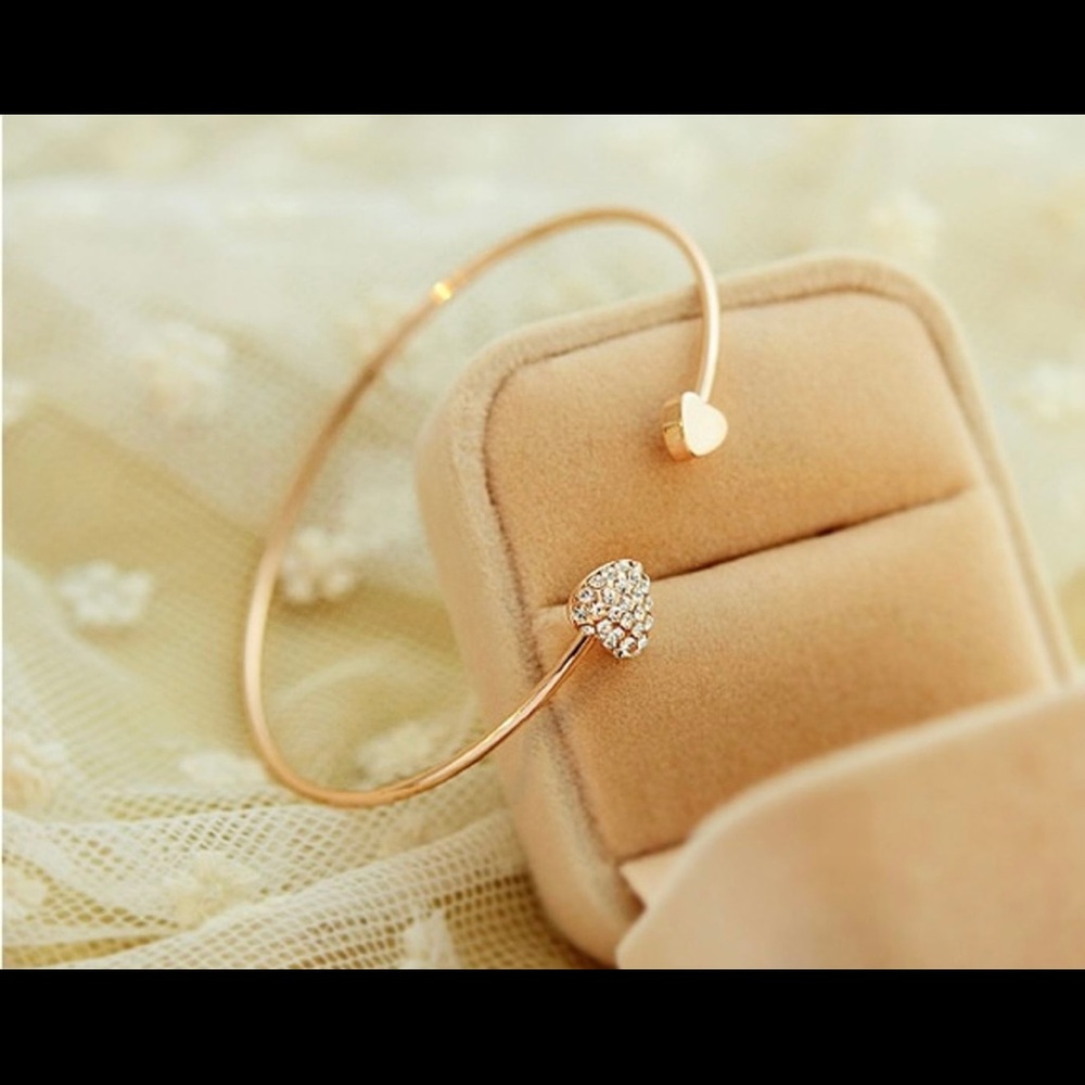 DesignerHeart And Rhinestone Bangle Cuff bracelet - Picture 2 of 7